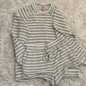 Show Me Your Mumu women lounge set, size Small